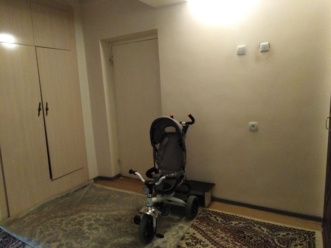 3 xonali uy sotiladi