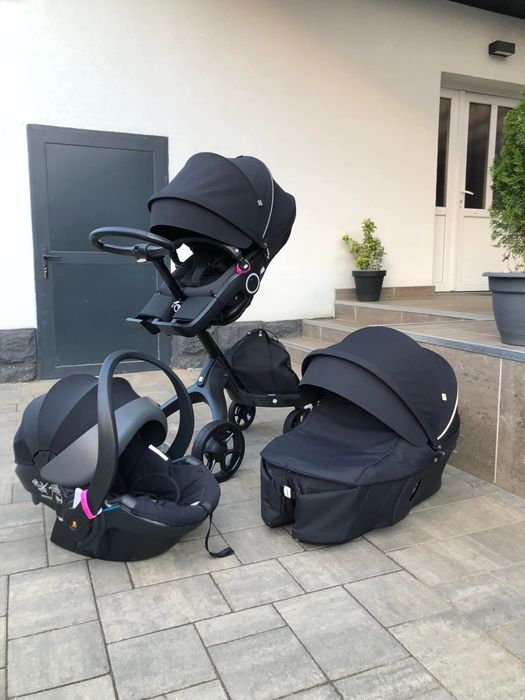 Cărucior Stokke Xplory V6 3 în 1 – stare foarte bună