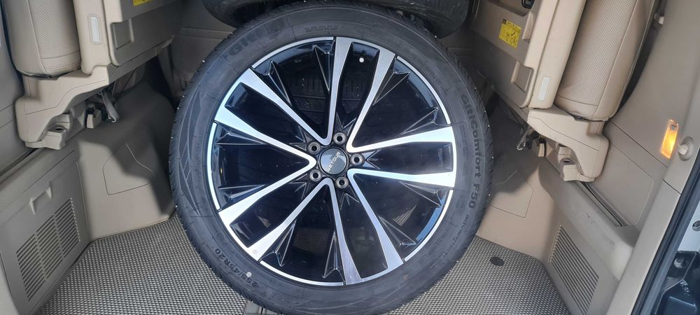 Диски с резиной и датчиками 255/45R20 на JETOUR X70 PLUS (оригинал).