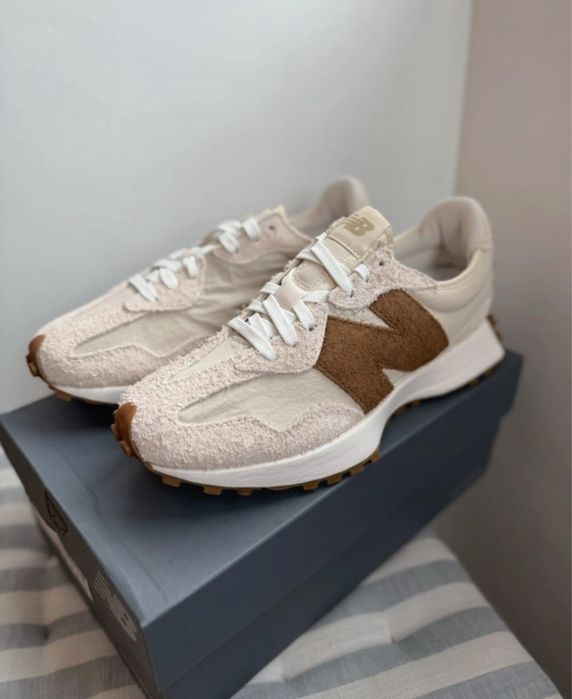 New Balance 327 bej cu maroniu marimea 43 noi
