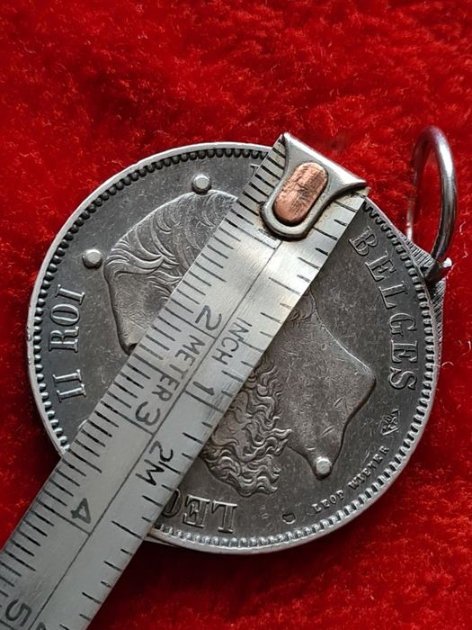 Multifunctional coin