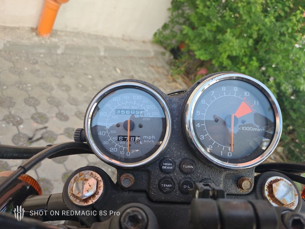Honda VF 750 Super Magna