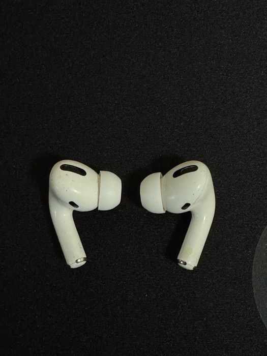 Air Pods Pro 2 ОРИГИНАЛНИ !! Само слушалки