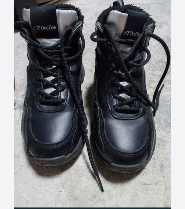 Ghete imblanite pentru fete