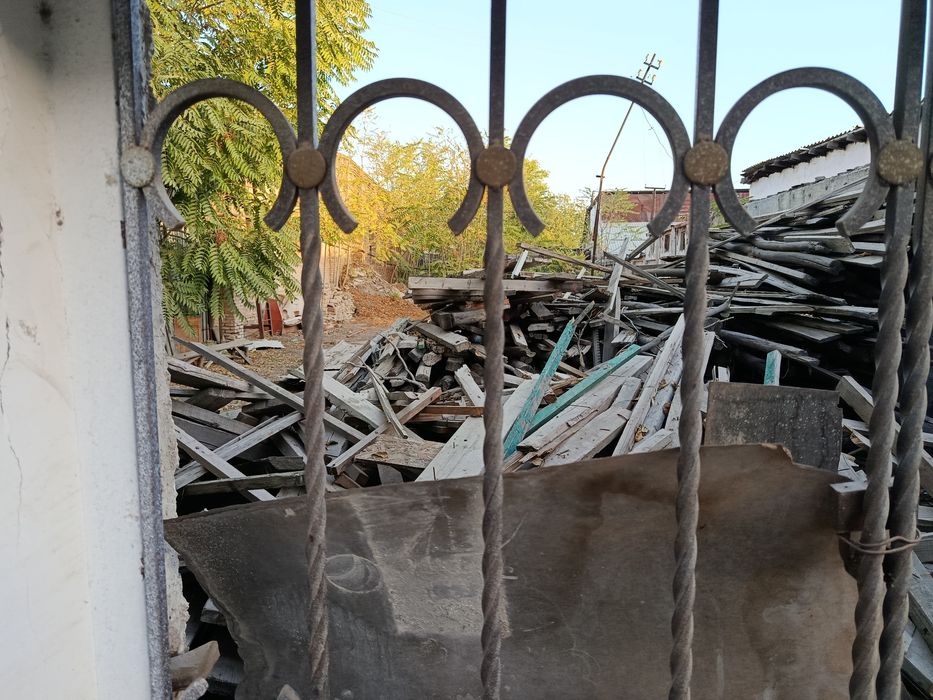 Продается земельный участок на Рисовом , на Бакалее 5 соток нежилой