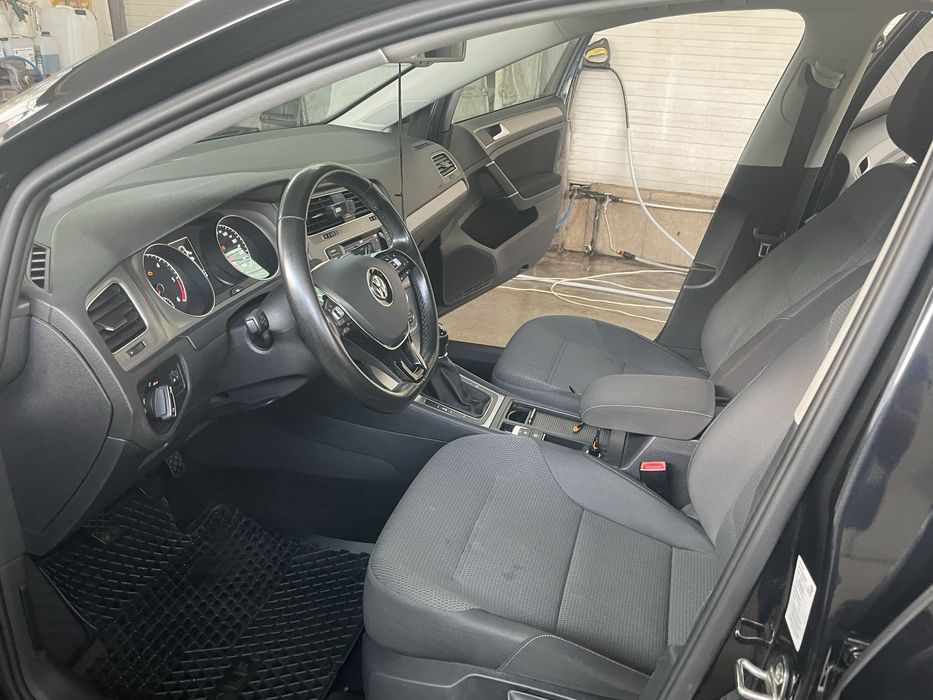 Продавам Vw golf 7 1.6 дизел