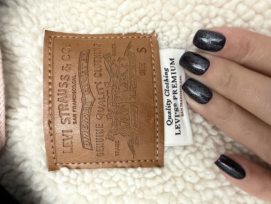 Розово яке с подплата LEVIS