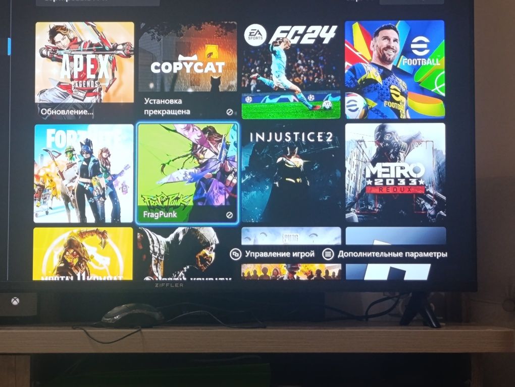 Xbox one s, to'p oʻyinlari bilan