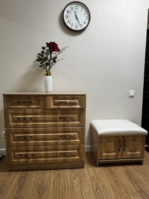 Продам комод и банкетку