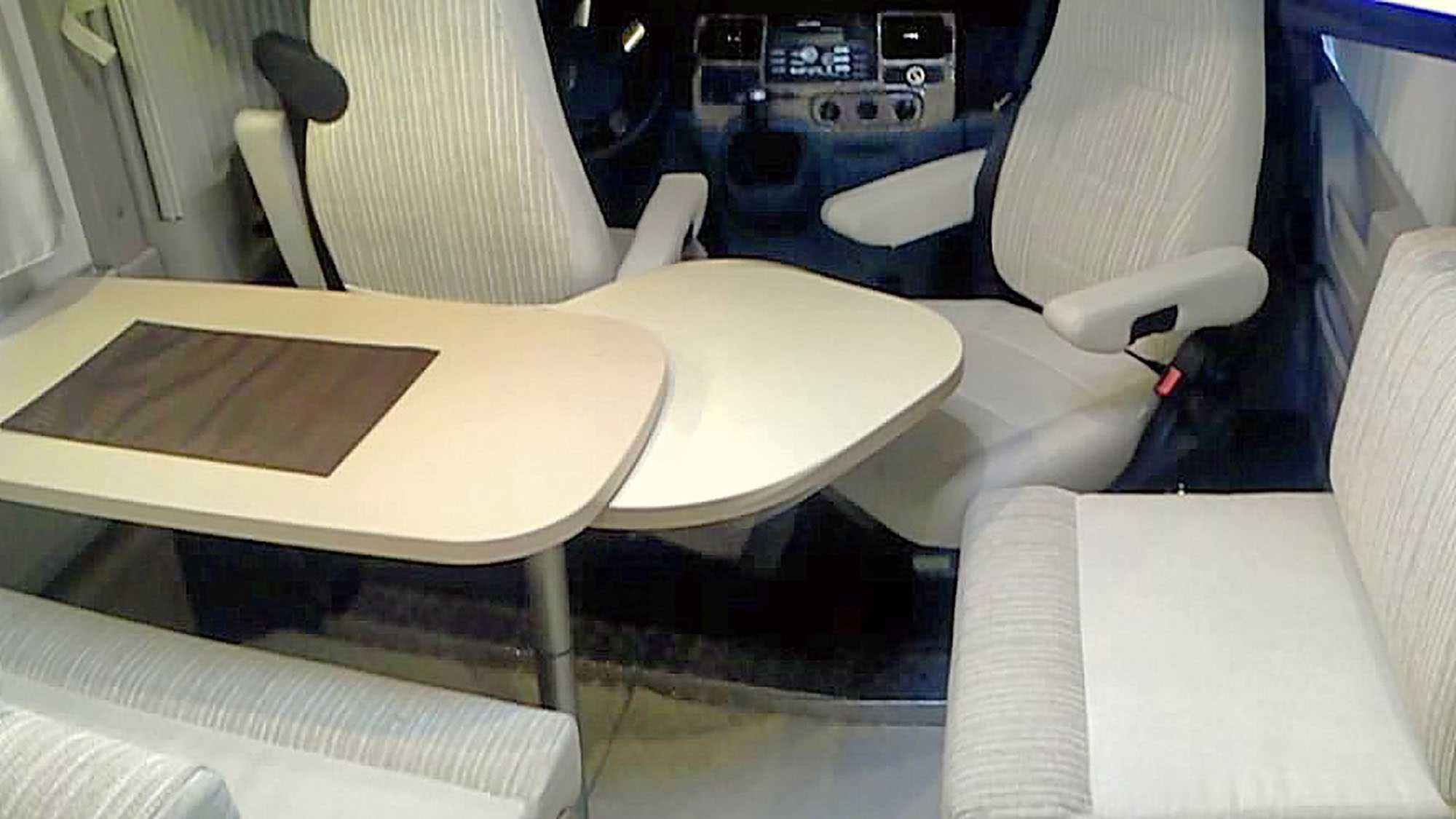 Инегриран Кемпер Hymer Exiss I Premium 50