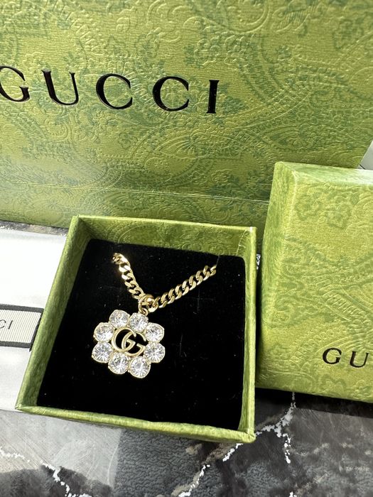 Gucci Marmont Колие (Чисто ново) с кутия