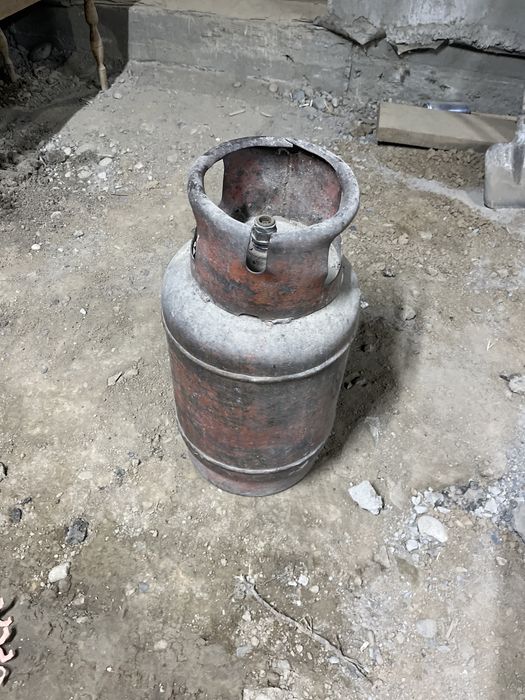 Продам газ балон
