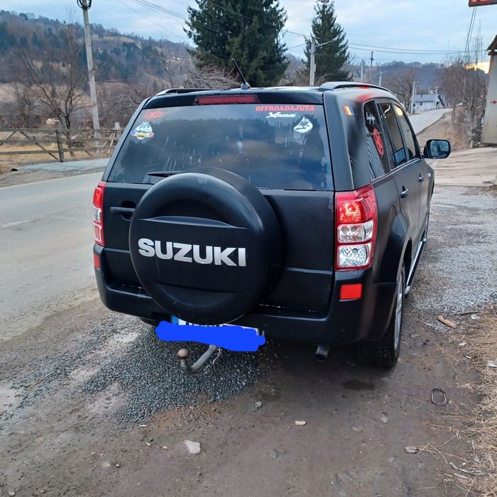 Vând Suzuki Grand Vitara
