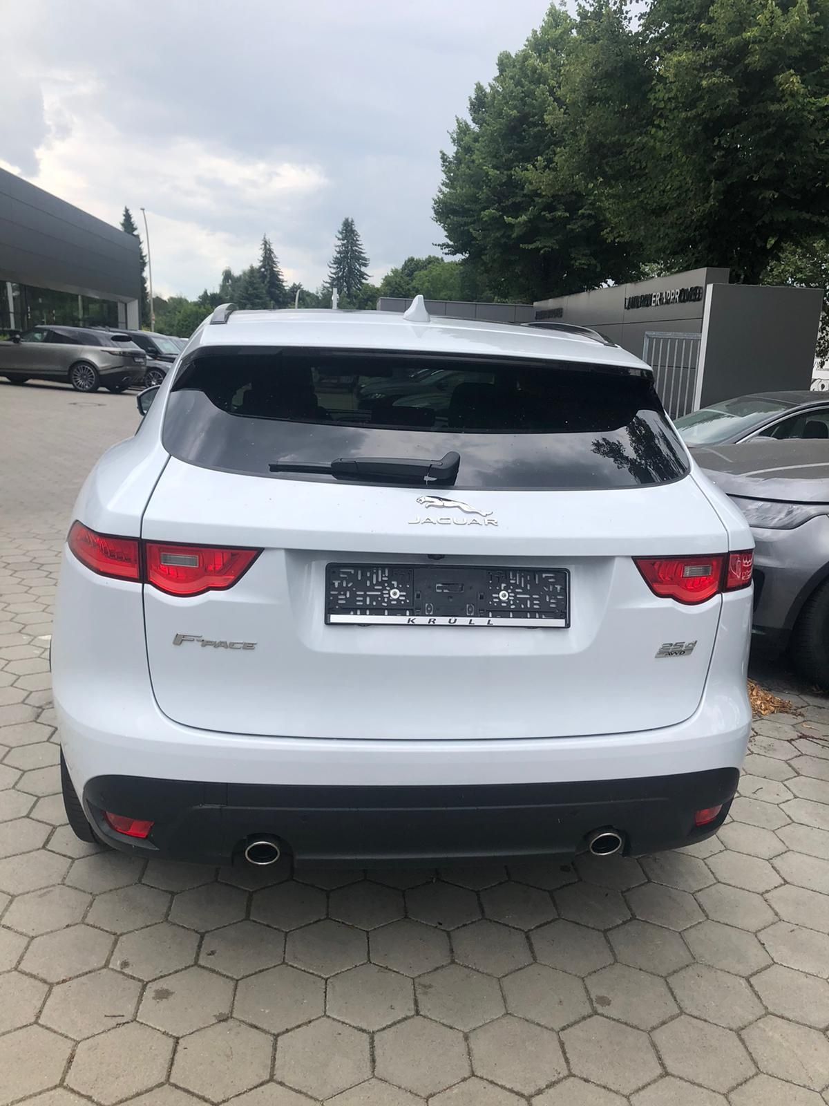 Vând Jaguar F-Pace 25D 240cp