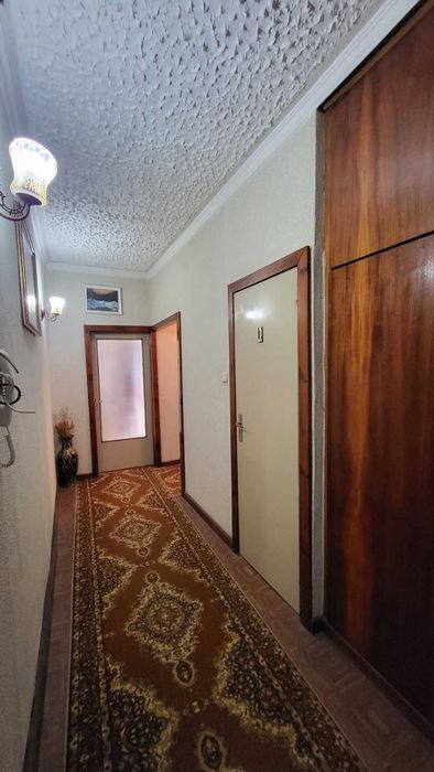 Тристаен апартамент в жк. Тракия, блок 23