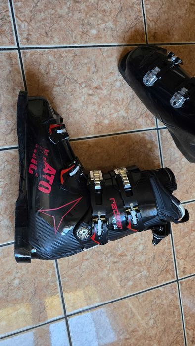 Clapari Atomic Redster Pro 100, marime 29-29,5