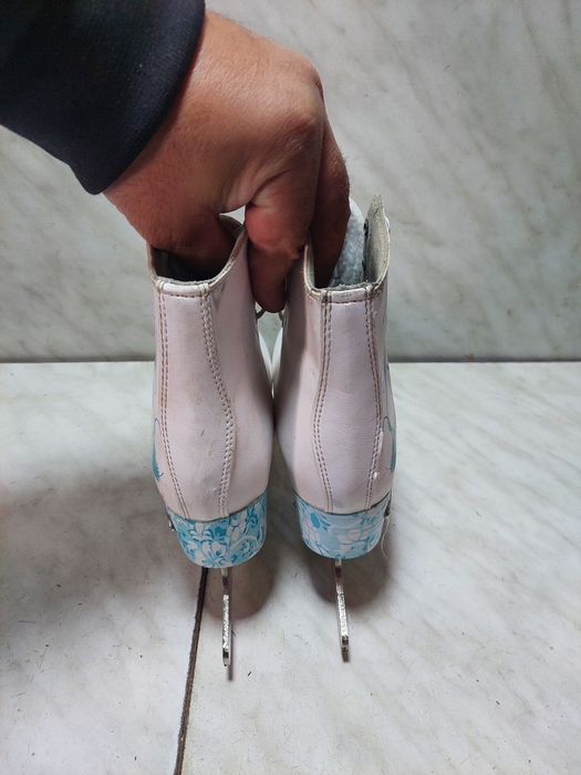 Patine gheata 503 patinaj artistic American marime 32-33 ( 21,5 cm)