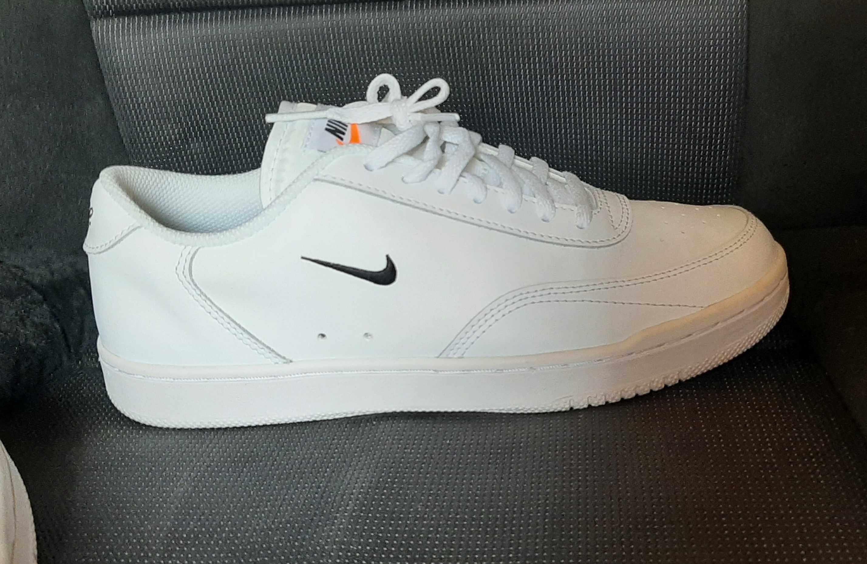 Nike Court Vintage