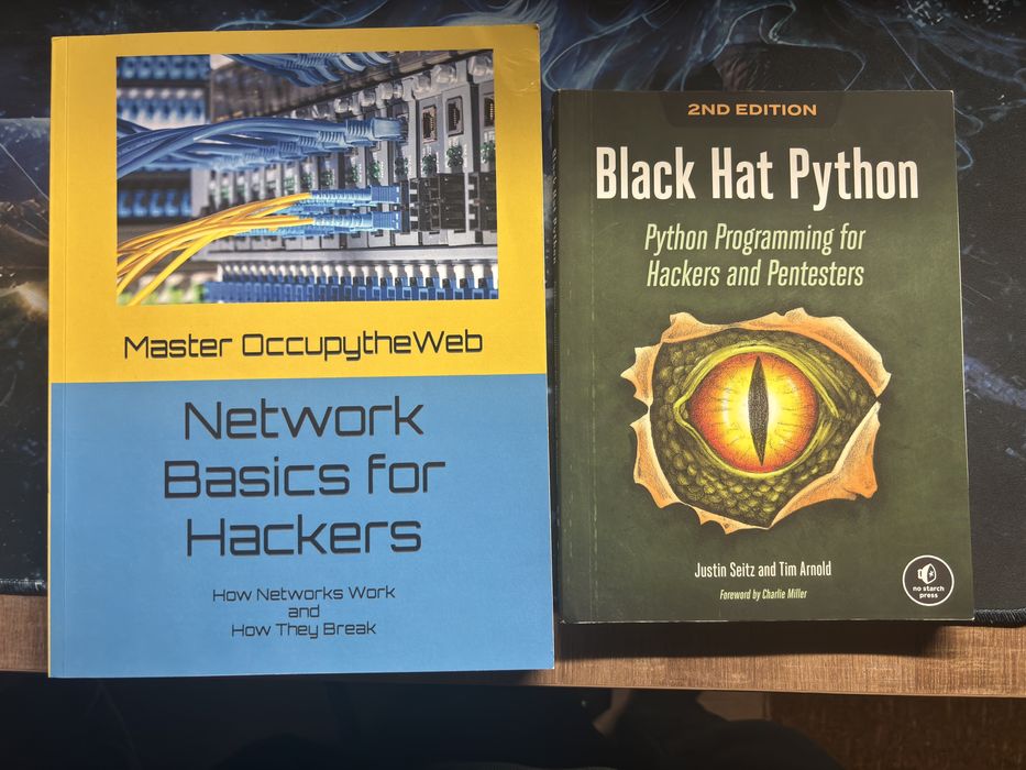 Vand carti de hacking