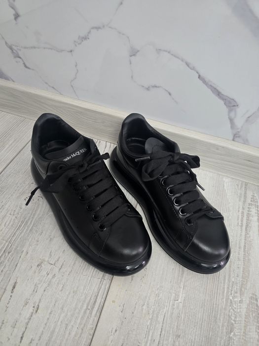 Нови женски сникърси Alexander McQueen