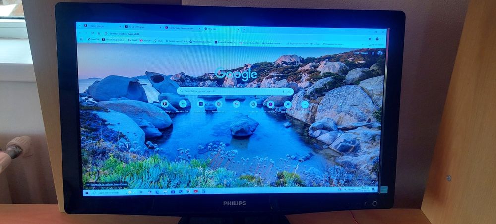 Unitate PC Serioux+monitor Philips 21,5 inch