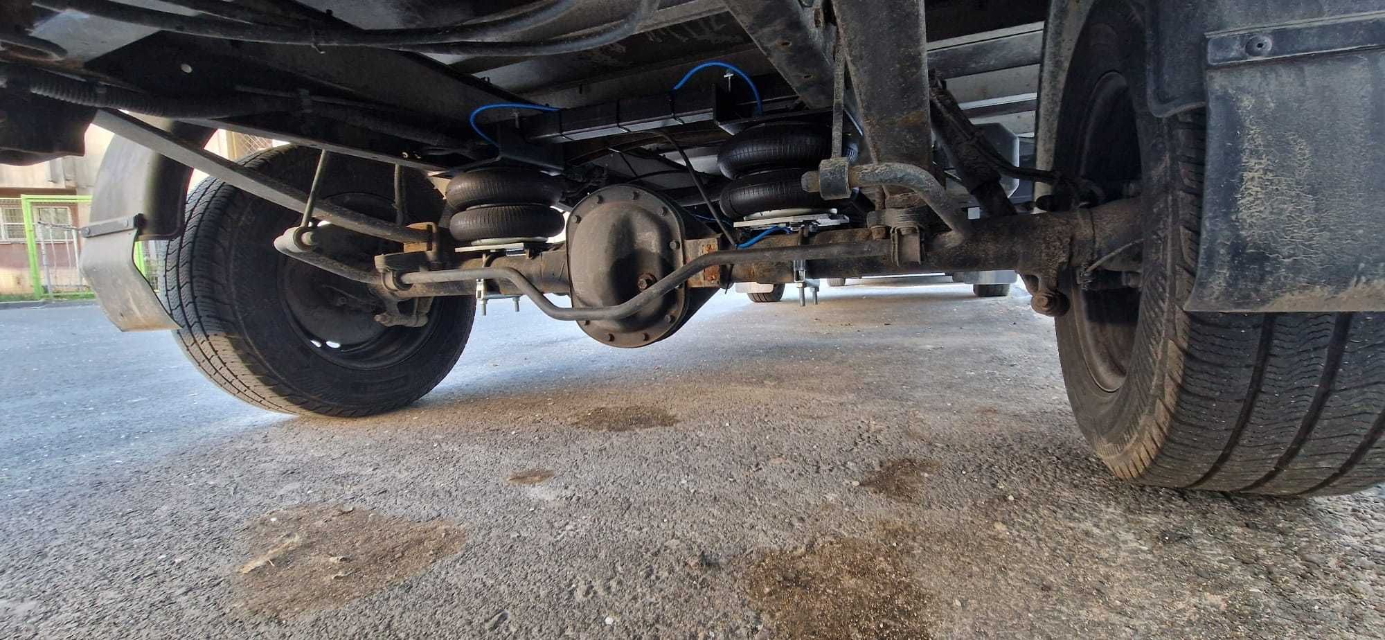 Iveco daily cu lift