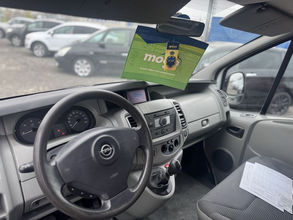 Opel Vivaro / Navi / Ac / Portbagaj Thule /