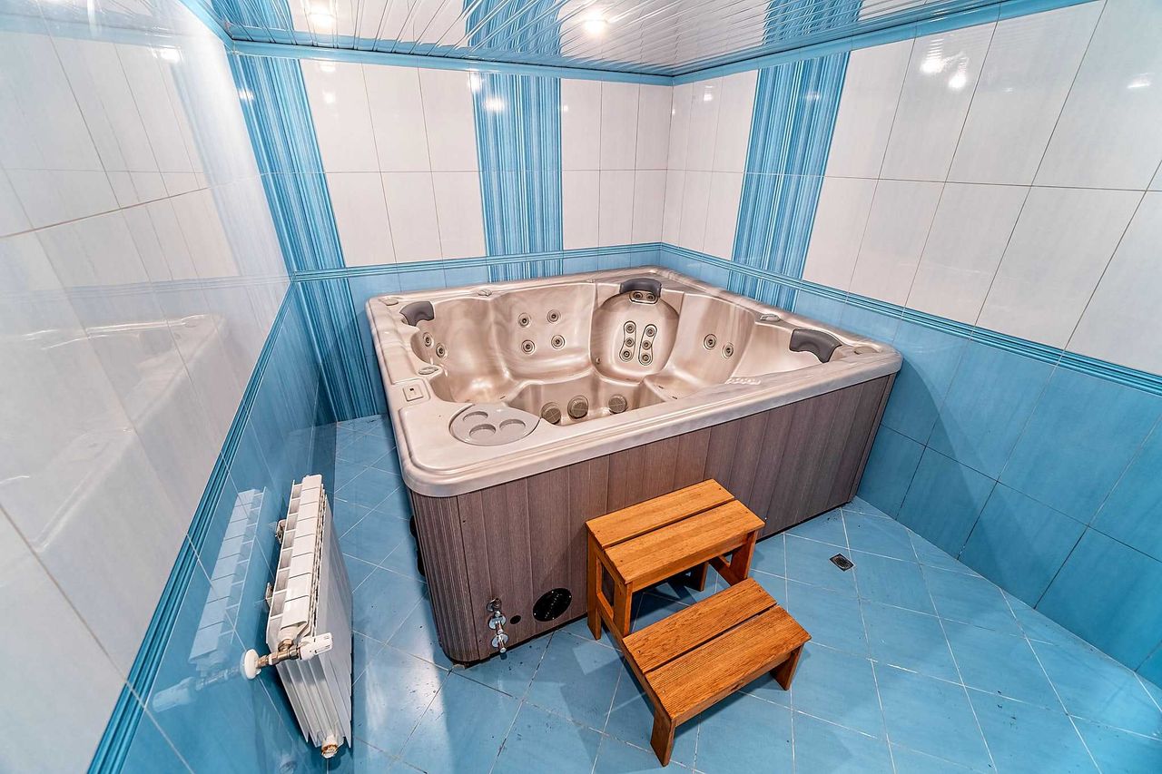 Продава се Къща в Варна, м-т Евксиноград - 660 кв.м за 1591 €/кв.м - Снимка #14