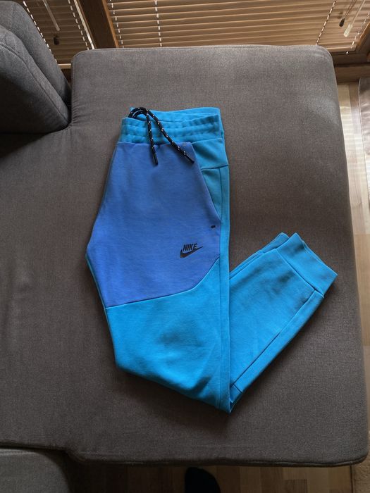 Синя долница Nike tech