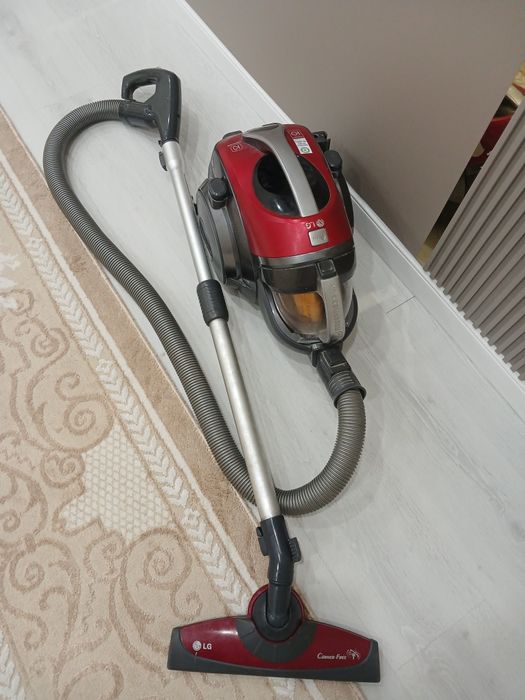 Пелесос LG в отличном