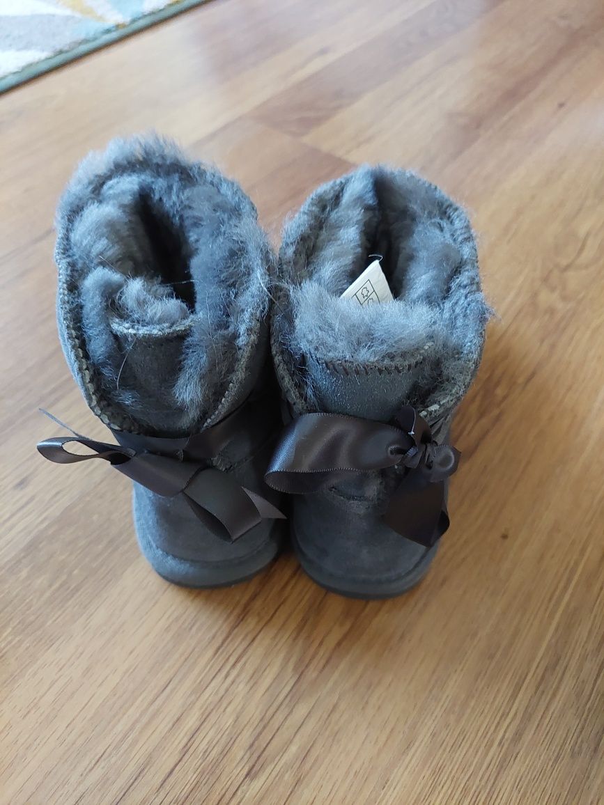 Ghete UGG noi din piele, blanita naturala interior copiii masura 32( s