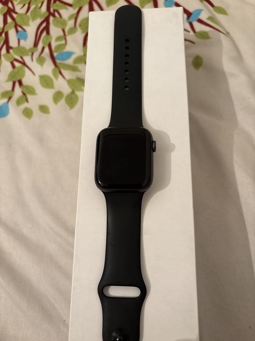 Apple watch series 4