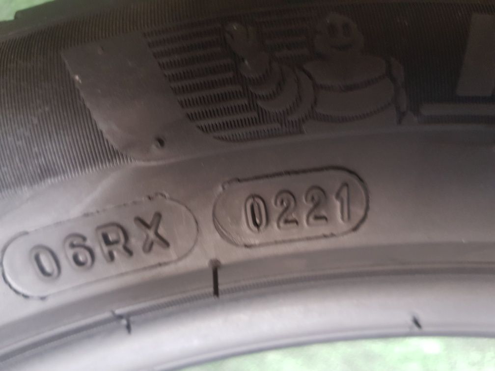 Anvelope 2x225 45 17 michelin dot 21 mm 4.7