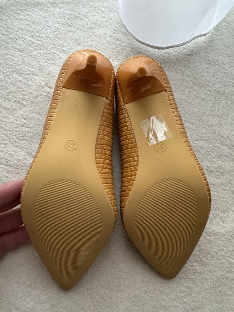 Pantofi galben - mustar