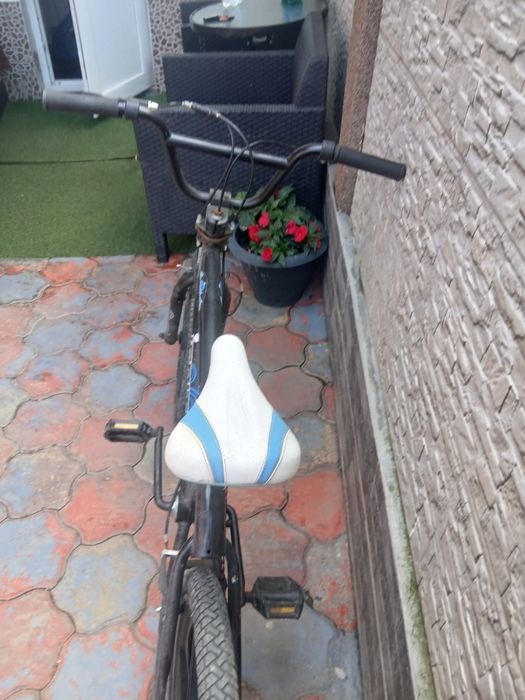Vând bmx la o stare foarte buna