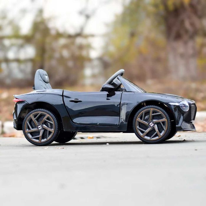 Masinuta electrica 4x4, pentru copii, Bentley Bacalar 120W 12V premium