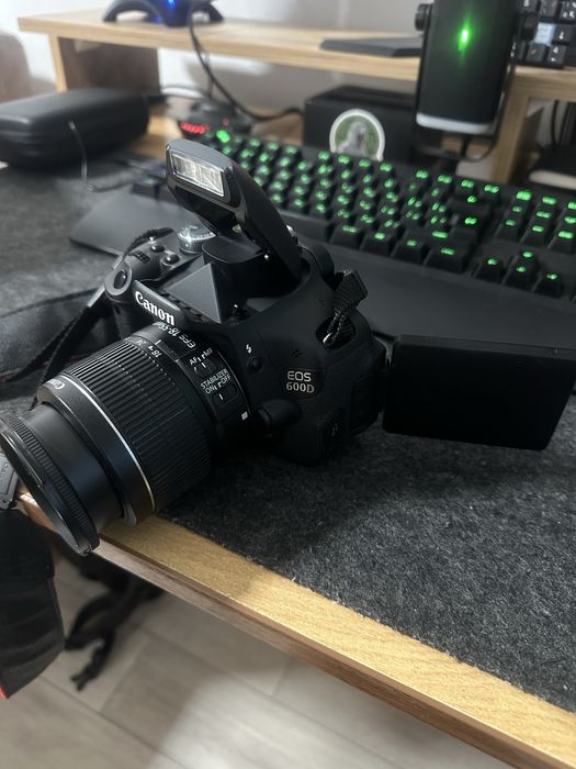 Фотоаппарат Canon 600D