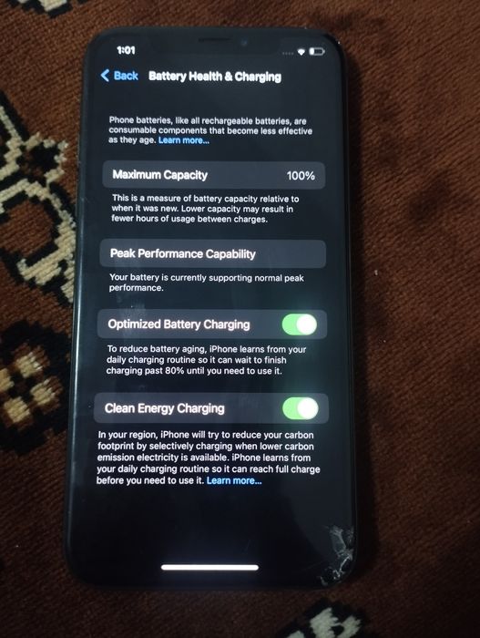Vând iPhone x nu are iCloud