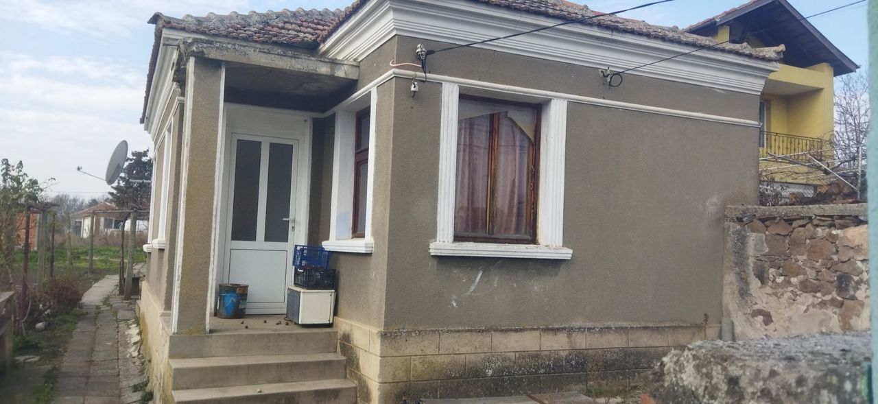 Продава се Къща в Каблешково - 50 кв.м за 1200 €/кв.м - Снимка #2