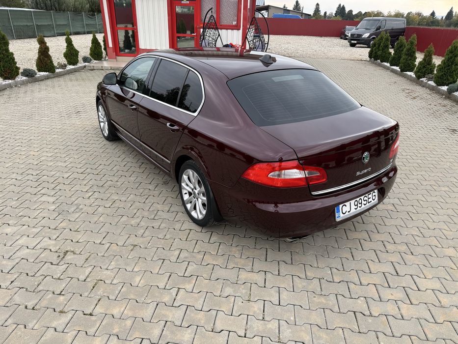 SKODA SUPERB ELEGANCE 1.8 DSG UNIC Proprietar navi piele senzori full