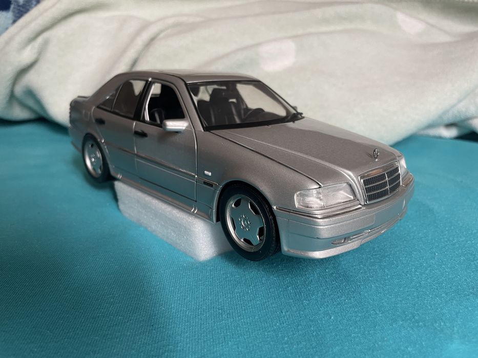 Mercedes-Benz C Class - UT Models - 1:18
