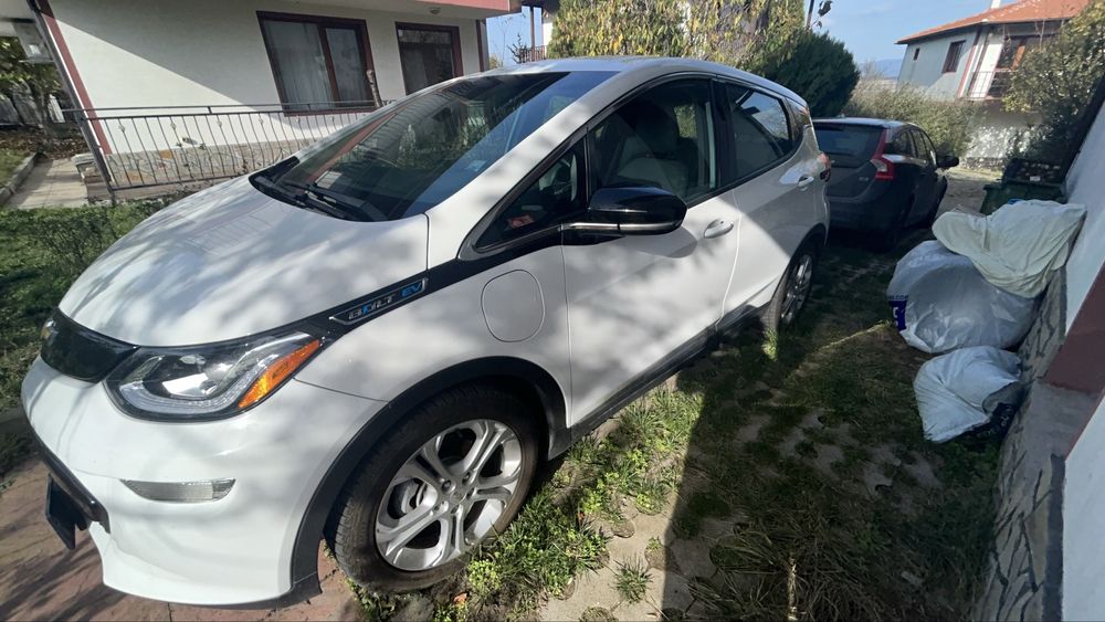 Продавам електрически Chevrolet Bolt EV