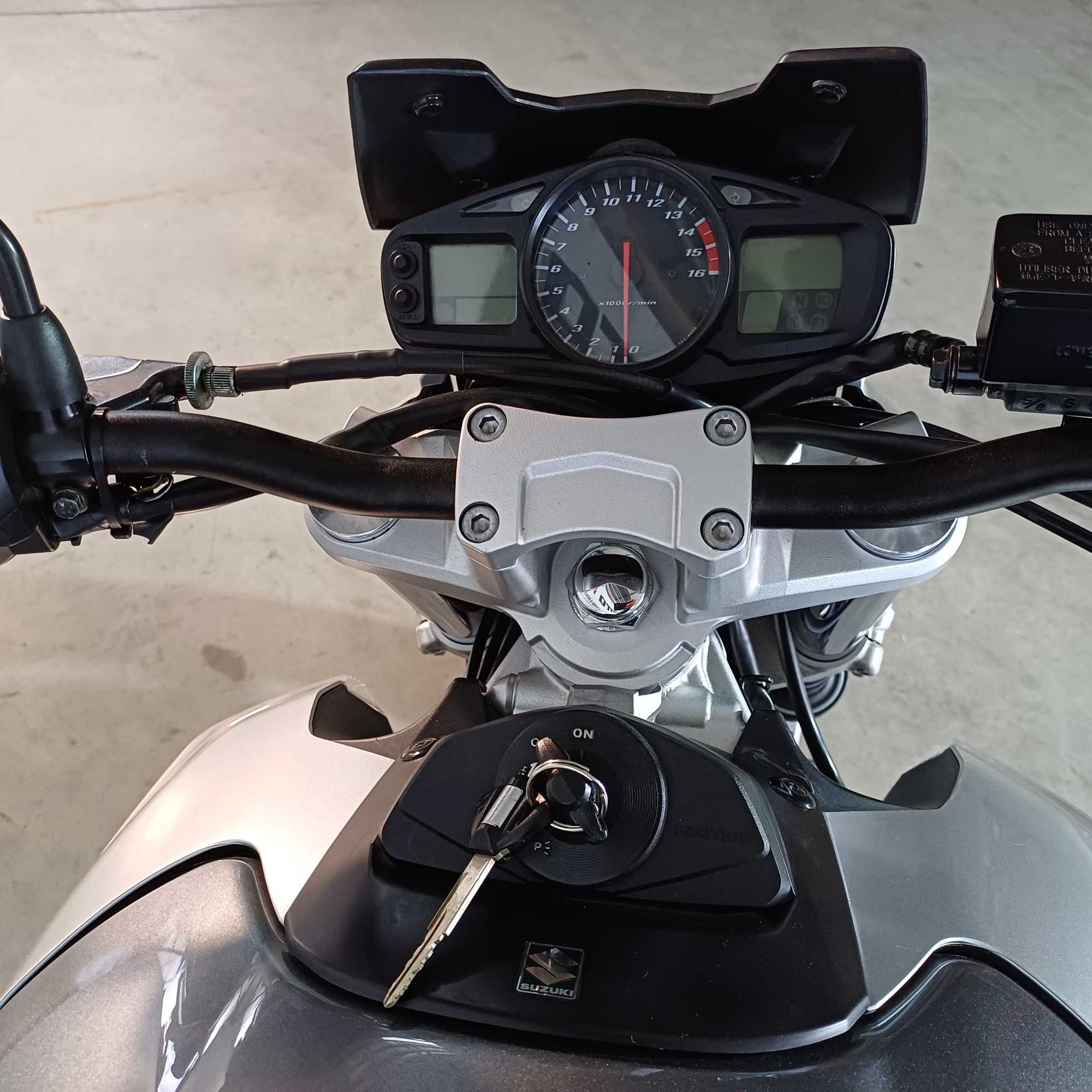 Motocicleta Suzuki GSR 600 | S104302 | motomus.ro