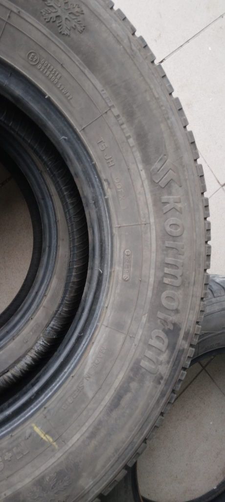 Anvelope /cauciucuri 225 75 r16 C în stare foarte buna