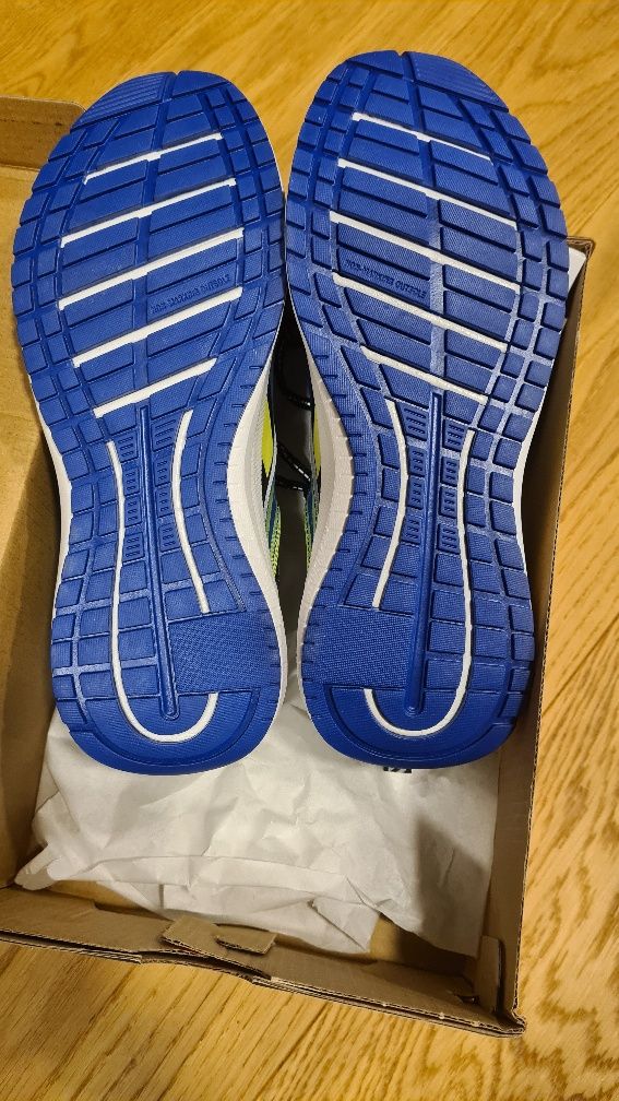 Reebok Durable XT  N 38  24.5 см.