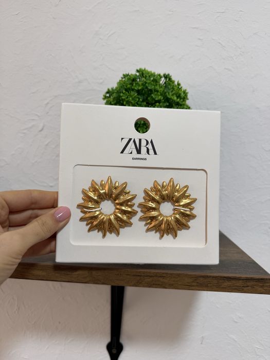 Set doua perechi de cercei zara nou cu eticheta