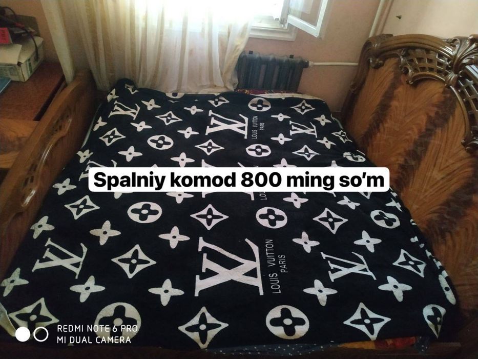Мебел сотилади стенка камод  крават