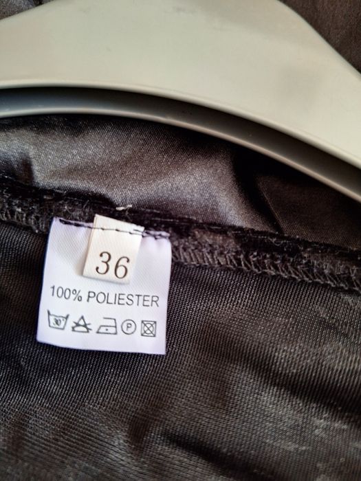 Vând rochie neagra lunga