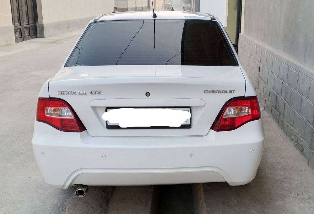 Nexia 2 avto  2011 yil 1.6 motor super bez kanditsener