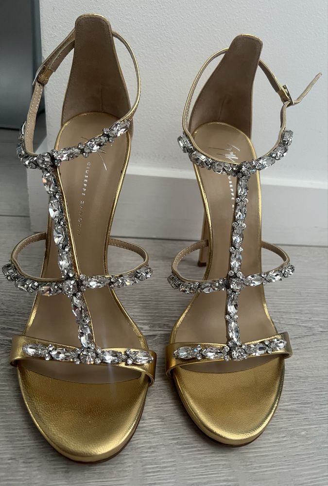Sandale Giuseppe Zanotti - Elba rhinestone embellished 39